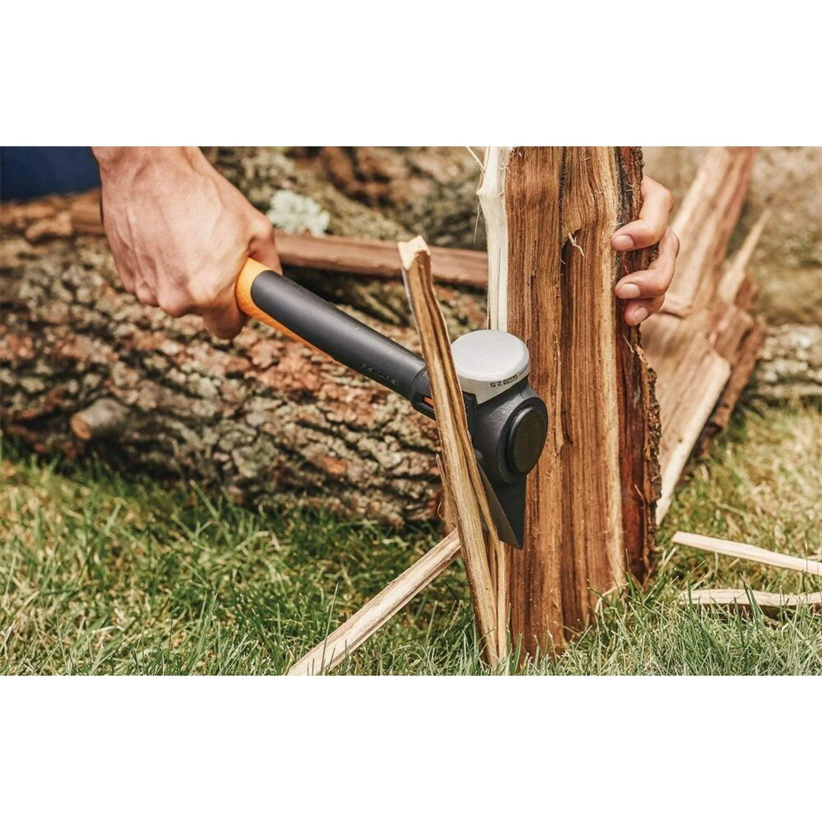 Fiskars Pro IsoCore™ 2.5-lb Maul, 14-in - Axeman.ca