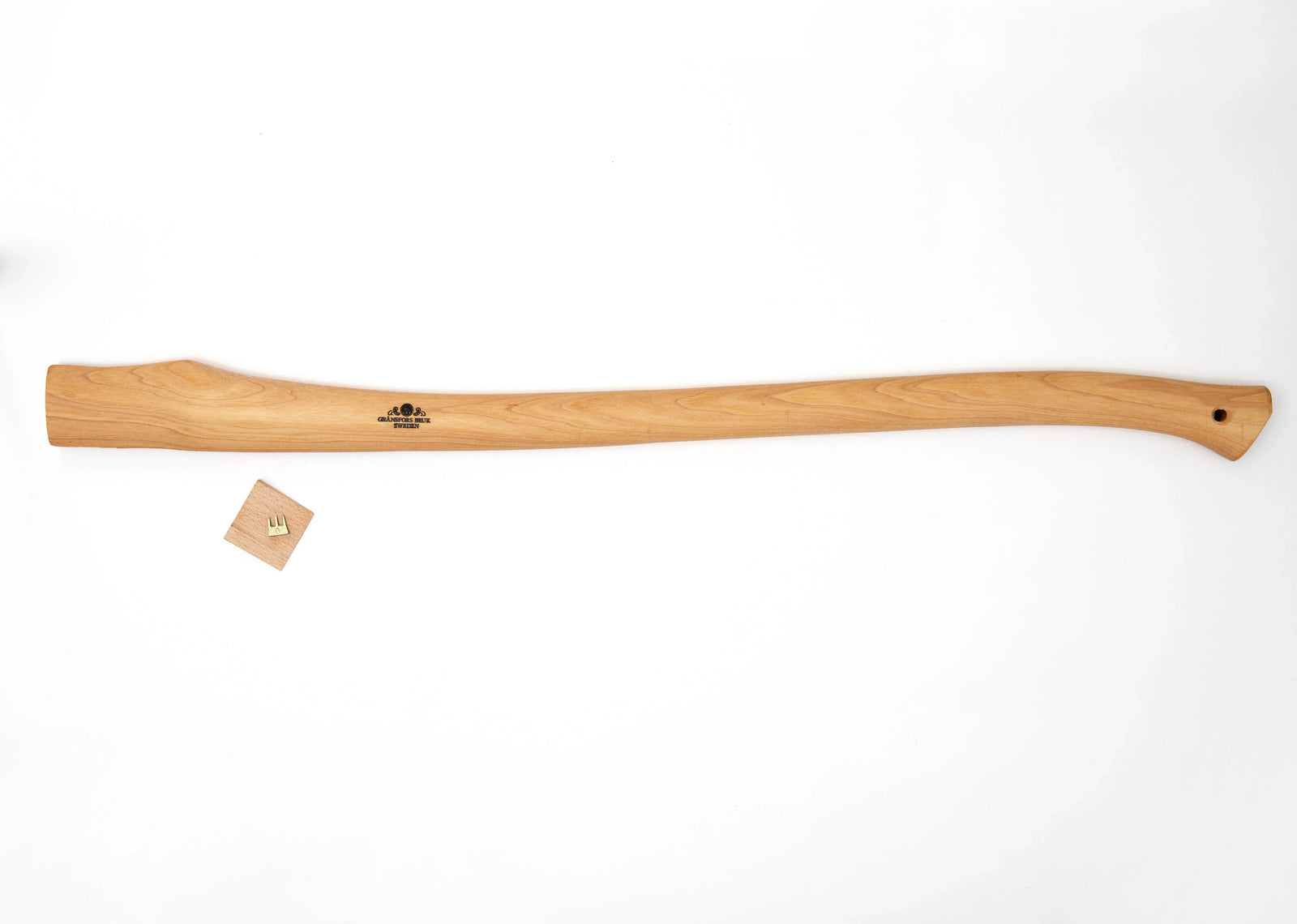 What Makes a Good Axe Handle? A Complete Guide for Axe Users and Collectors