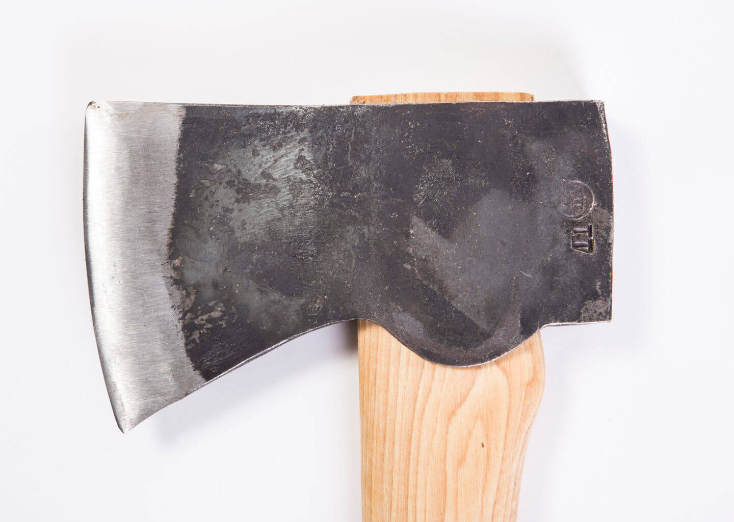 Best Axes for Canadian Bushcraft & Survival in 2026: Head-to-Head Comparison (Gränsfors Bruk, Hultafors, Council Tool, Arvika) - Axeman.ca