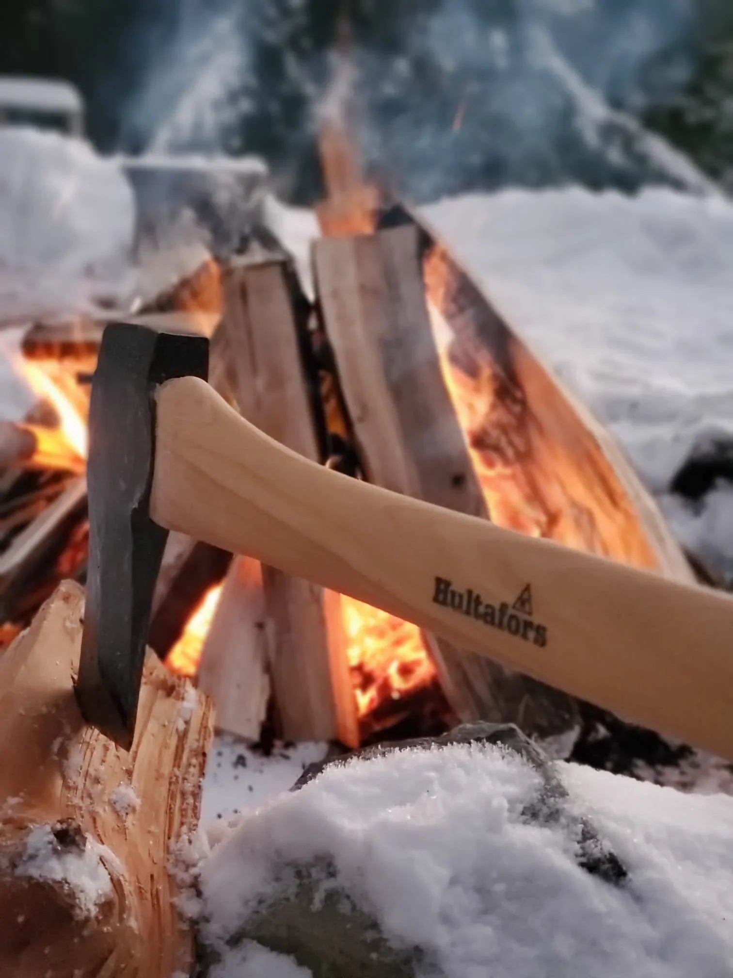 Why Axes Are the Growing Trend in Groomsman Gifts