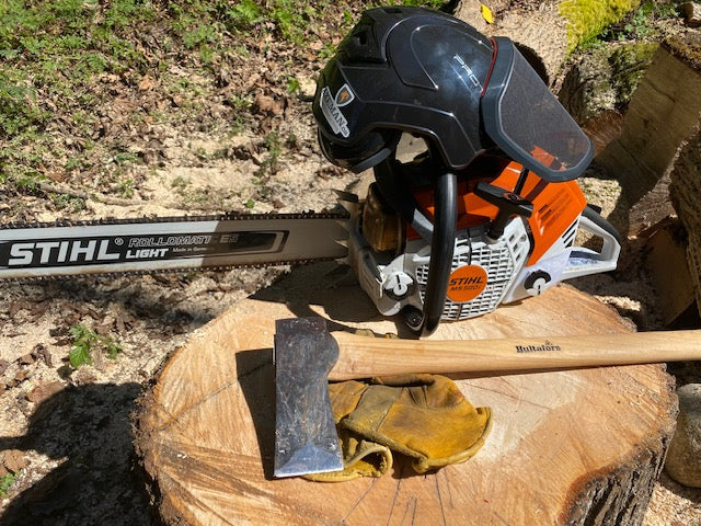 Chainsaws and Felling Tools That Get the Job Done