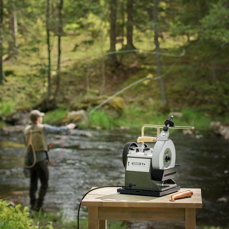 How to Sharpen Axes & Saws After a Long Winter: Tormek Guide + Tips for 2026