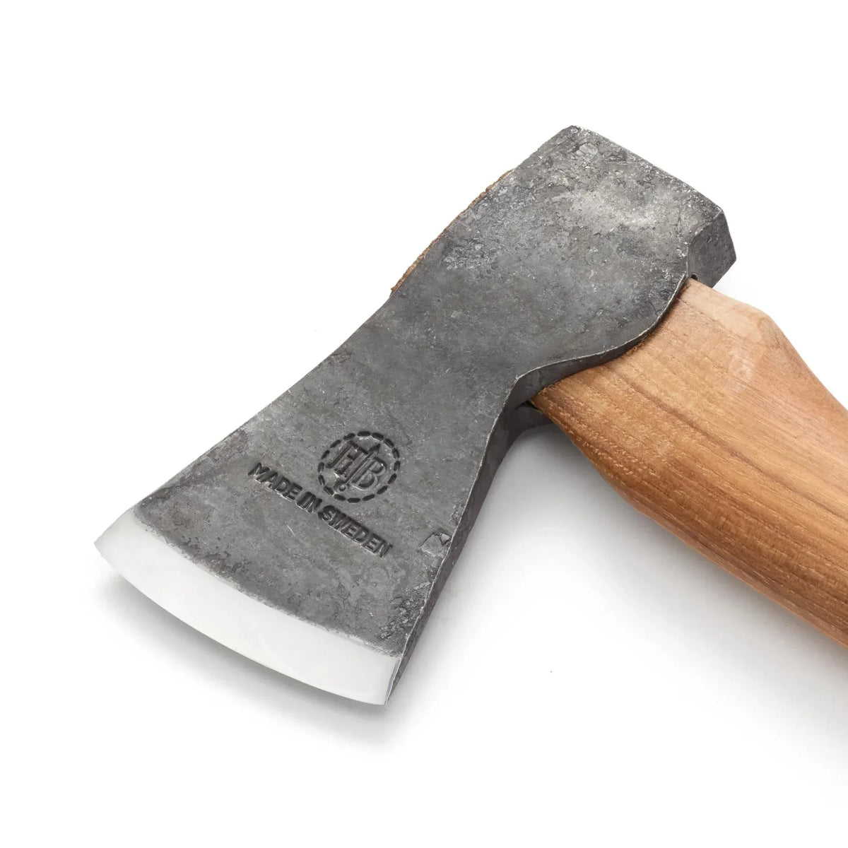 840702_2 - Axeman.ca
