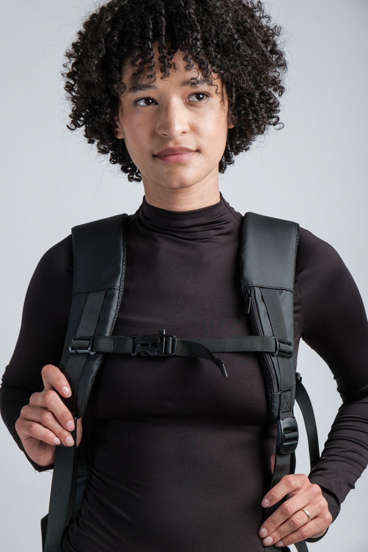 &quot;Voyager&quot; Expandable Backpack 26L / 38L with Built-in Rain Coat