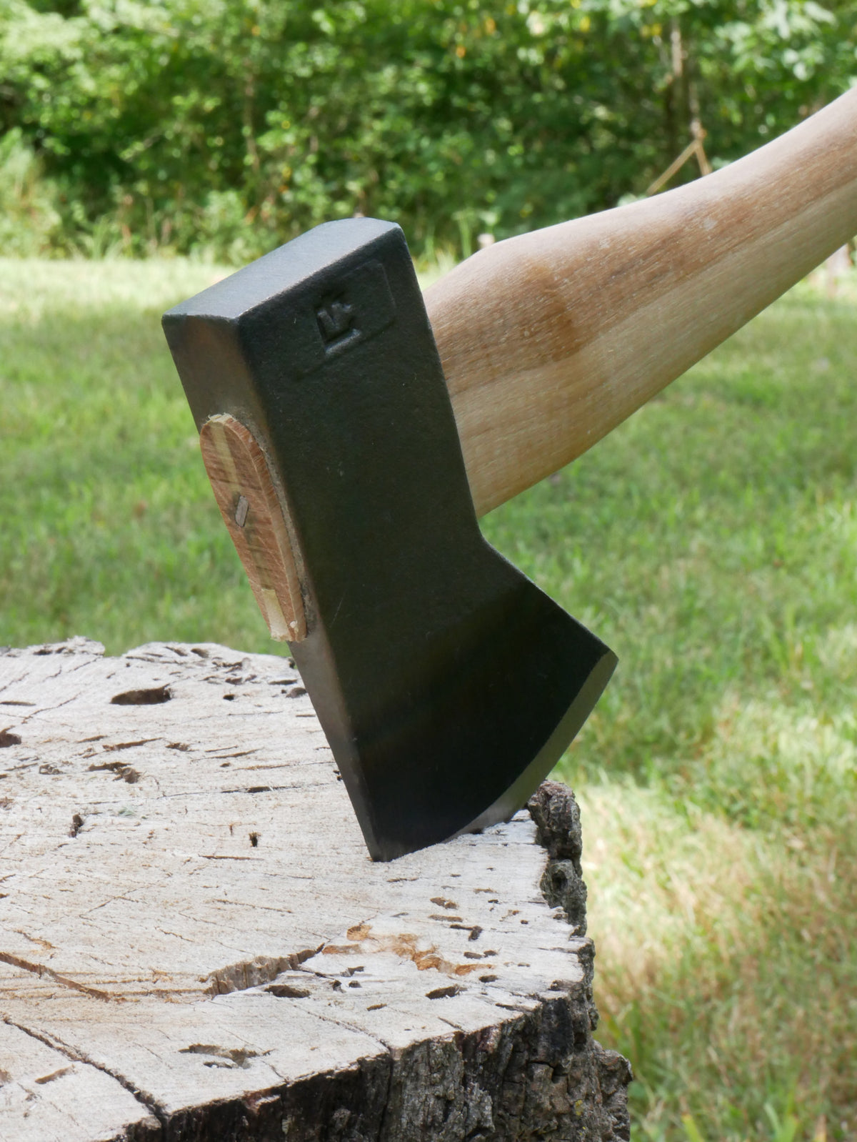 2lb Hudson Bay Camp Axe; 18 in. Curved Wooden Handle Sport Utility Finish